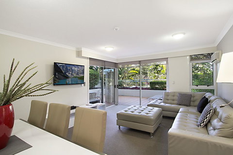 ULTIQA Burleigh Mediterranean Resort - VIC Tourism 35