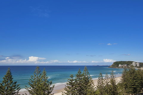 ULTIQA Burleigh Mediterranean Resort - VIC Tourism 24