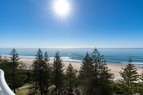 ULTIQA Burleigh Mediterranean Resort - VIC Tourism 15