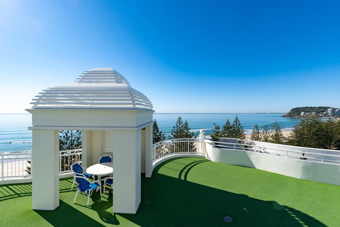 ULTIQA Burleigh Mediterranean Resort - VIC Tourism 1