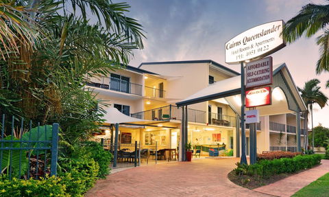 Cairns Queenslander Hotel & Apartments - VIC Tourism 0