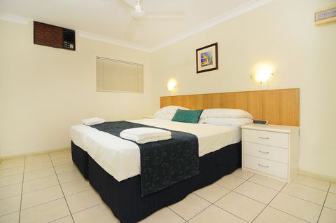 Cairns Queenslander Hotel & Apartments - VIC Tourism 18