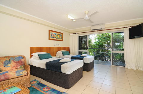 Cairns Queenslander Hotel & Apartments - VIC Tourism 7
