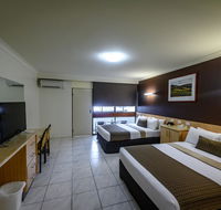 Reef Gateway Hotel - VIC Tourism