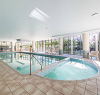 Meriton On Main Beach - VIC Tourism