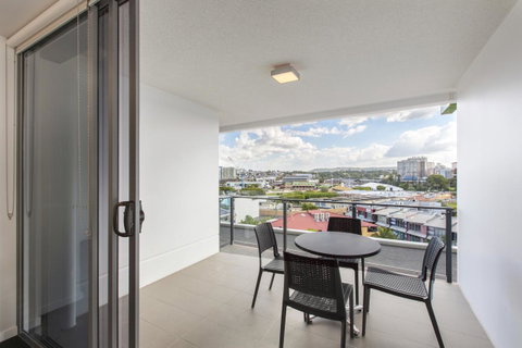 Code Apartments - VIC Tourism 39
