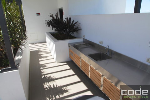 Code Apartments - VIC Tourism 28