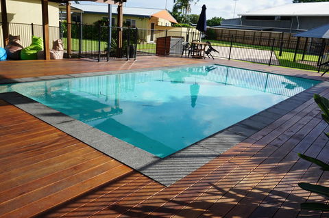 YAL Cairns - A Motel That Makes A Difference - VIC Tourism 10