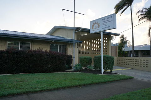 YAL Cairns - A Motel That Makes A Difference - VIC Tourism 42