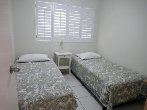 Cylinder Beach Mooloomba Unit 3 - VIC Tourism 8