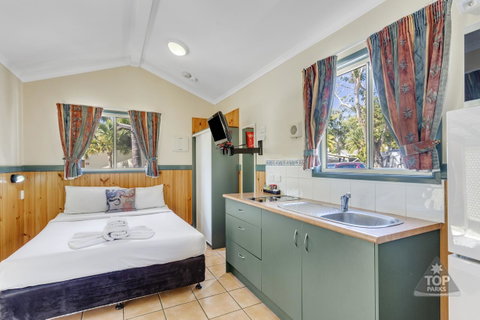 Tasman Holiday Parks - Airlie Beach - VIC Tourism 16