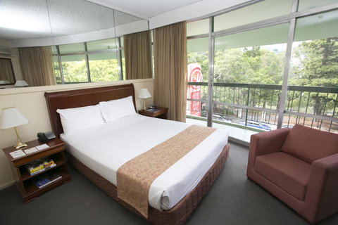 Madison Tower Mill Hotel - VIC Tourism 6
