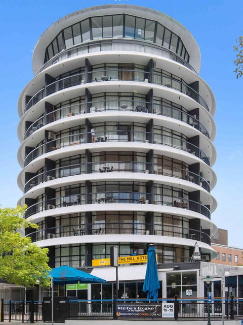 Madison Tower Mill Hotel - VIC Tourism 0