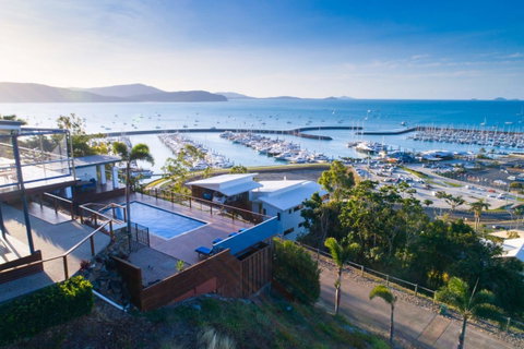 Nautilus On The Hill - Airlie Beach - VIC Tourism 0