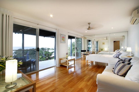 Nautilus On The Hill - Airlie Beach - VIC Tourism 35
