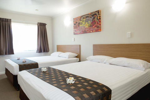 Cairns Colonial Club Resort - VIC Tourism 32