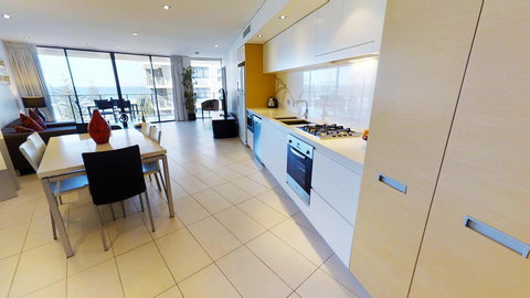 Ambience On Burleigh Beach - VIC Tourism 12