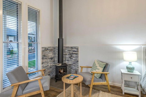 Hampton Estate Wines - VIC Tourism 1