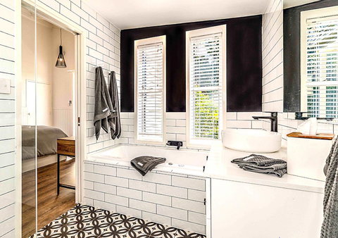 Hampton Estate Wines - VIC Tourism 8