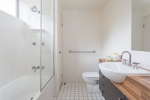 Oxygen Apartments - VIC Tourism 24