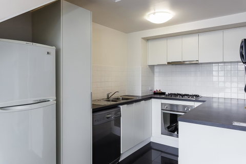 Oxygen Apartments - VIC Tourism 23