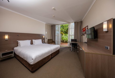 DoubleTree By Hilton Cairns - VIC Tourism 22