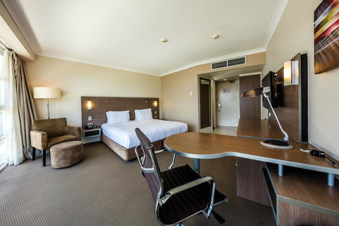 DoubleTree By Hilton Cairns - VIC Tourism 21