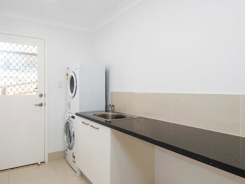 Briz Stays - Whites Road - VIC Tourism 1