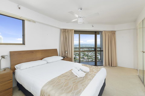 Burleigh Esplanade Apartments - VIC Tourism 29
