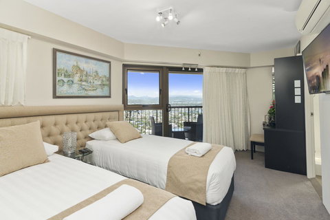 Burleigh Esplanade Apartments - VIC Tourism 34