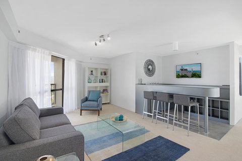 Burleigh Esplanade Apartments - VIC Tourism 27