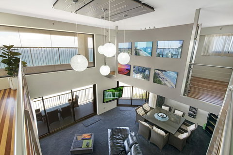 Burleigh Esplanade Apartments - VIC Tourism 25