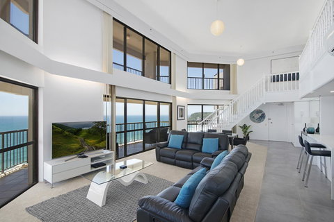 Burleigh Esplanade Apartments - VIC Tourism 30