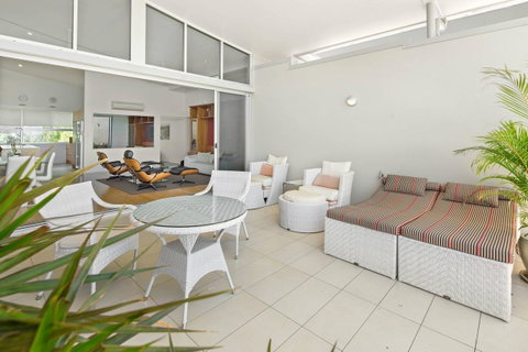 Azure Sea Whitsunday Resort - VIC Tourism 11