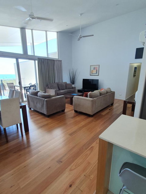 Azure Sea Whitsunday Resort - VIC Tourism 21