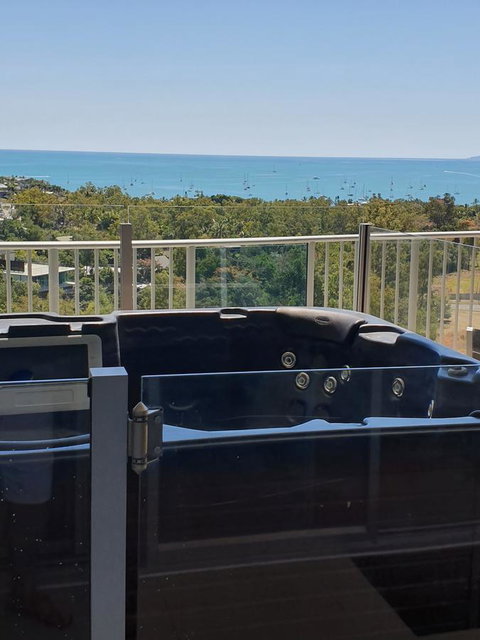 Azure Sea Whitsunday Resort - VIC Tourism 20