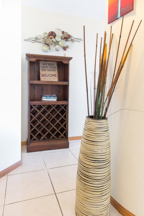 Paradise Penthouse At Waves - Airlie Beach - VIC Tourism 18