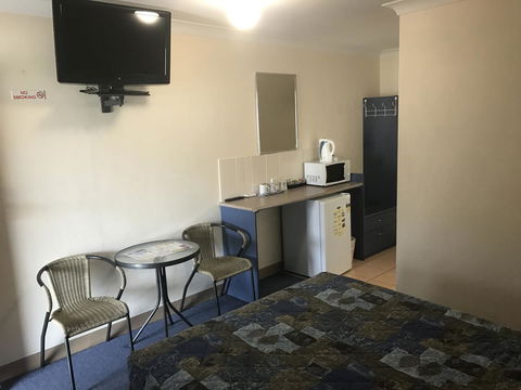 Nanango Star Motel - VIC Tourism 23