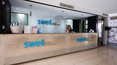 Swell Resort Burleigh Heads - VIC Tourism 14