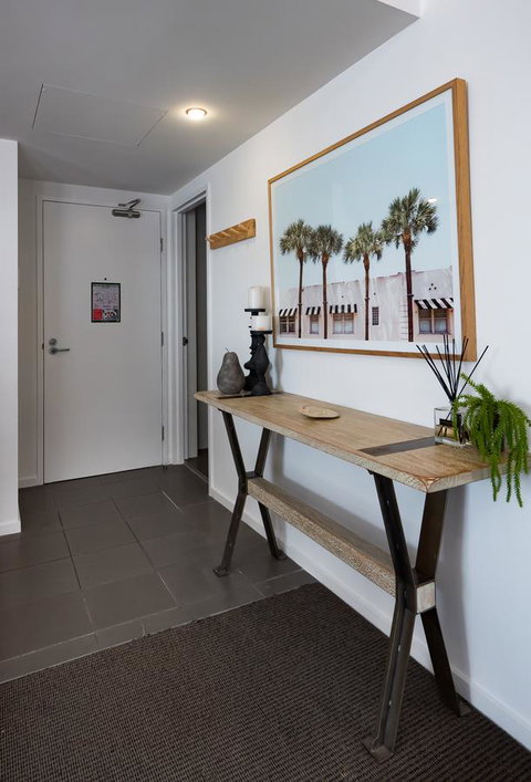 Swell Resort Burleigh Heads - VIC Tourism 23