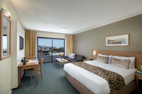 The Benson Hotel - VIC Tourism 7