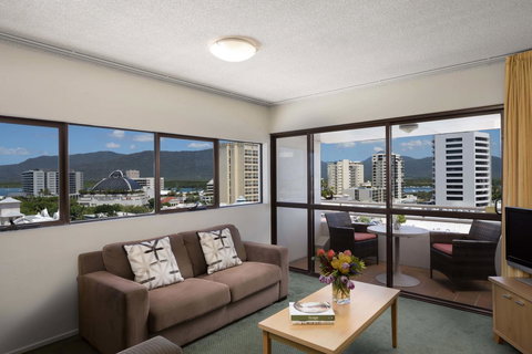 The Benson Hotel - VIC Tourism 9