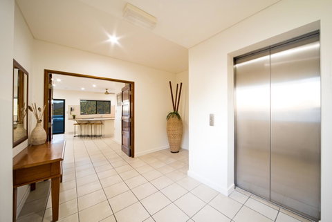 Portside Whitsunday Luxury Holiday Apartments - VIC Tourism 27