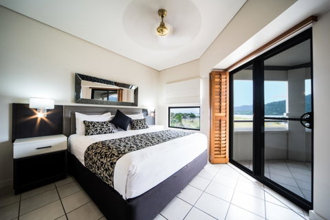 Portside Whitsunday Luxury Holiday Apartments - VIC Tourism 10