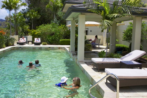 Portside Whitsunday Luxury Holiday Apartments - VIC Tourism 0