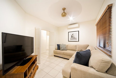 Portside Whitsunday Luxury Holiday Apartments - VIC Tourism 20