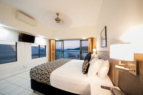 Portside Whitsunday Luxury Holiday Apartments - VIC Tourism 24