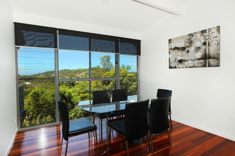224 Centenary Heights Road Coolum Beach, 500 Dollar Bond, Linen Included - VIC Tourism 6