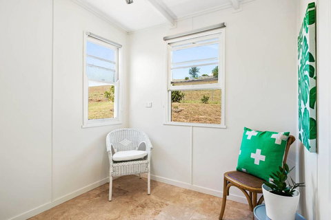 Hollow Tree Farm - VIC Tourism 7