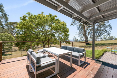 Hollow Tree Farm - VIC Tourism 19